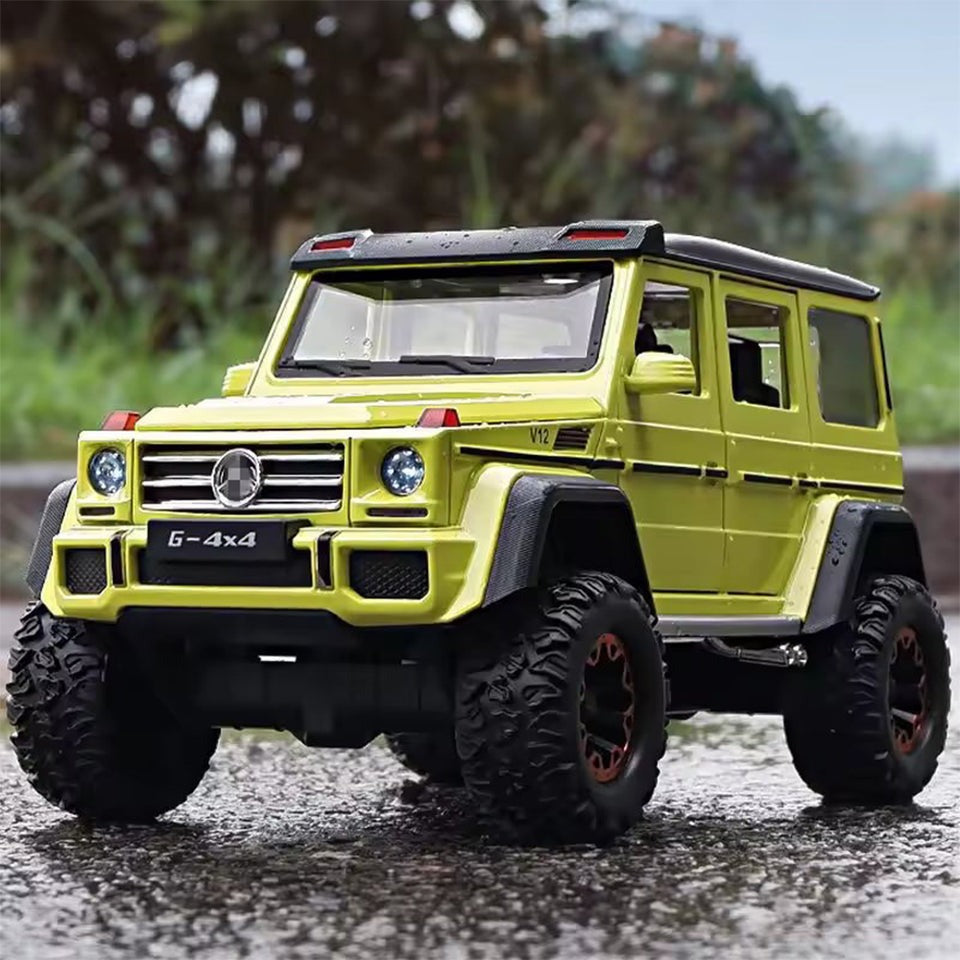 Mercedes Benz G500 Diecast Alloy Off-Road SUV Simulation Model Vehicle With Dynamic Music And Light